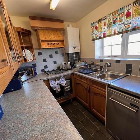 Hunston Mill Self Catering Dog Stay For Free Chichester Esterno foto