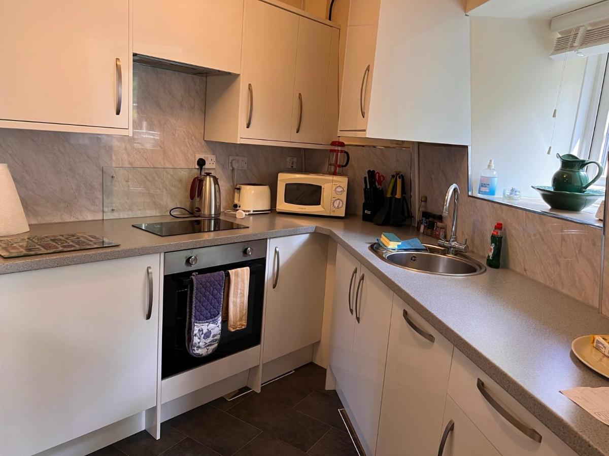 Hunston Mill Self Catering Dog Stay For Free Chichester Esterno foto